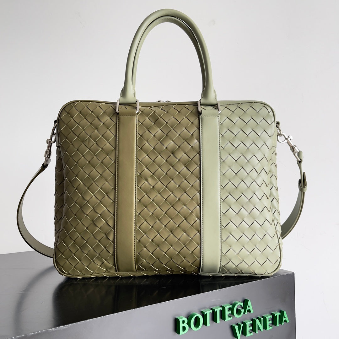 Bottega Veneta Large Intrecciato Briefcase