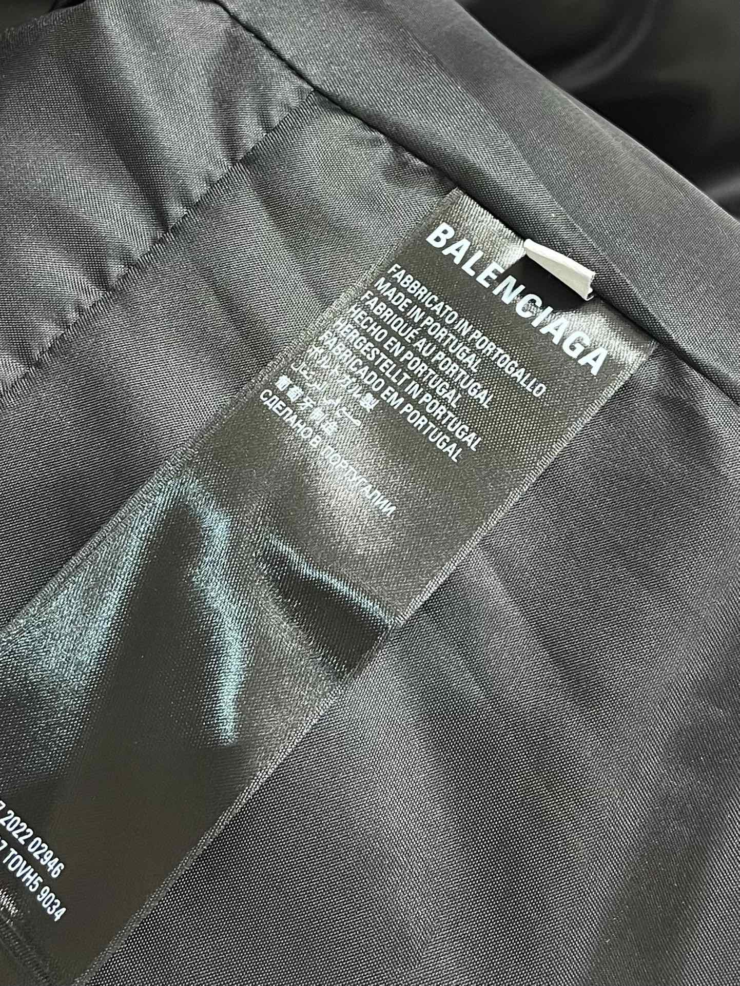 Balenciaga Balenciaga Political Campaign Cocoon