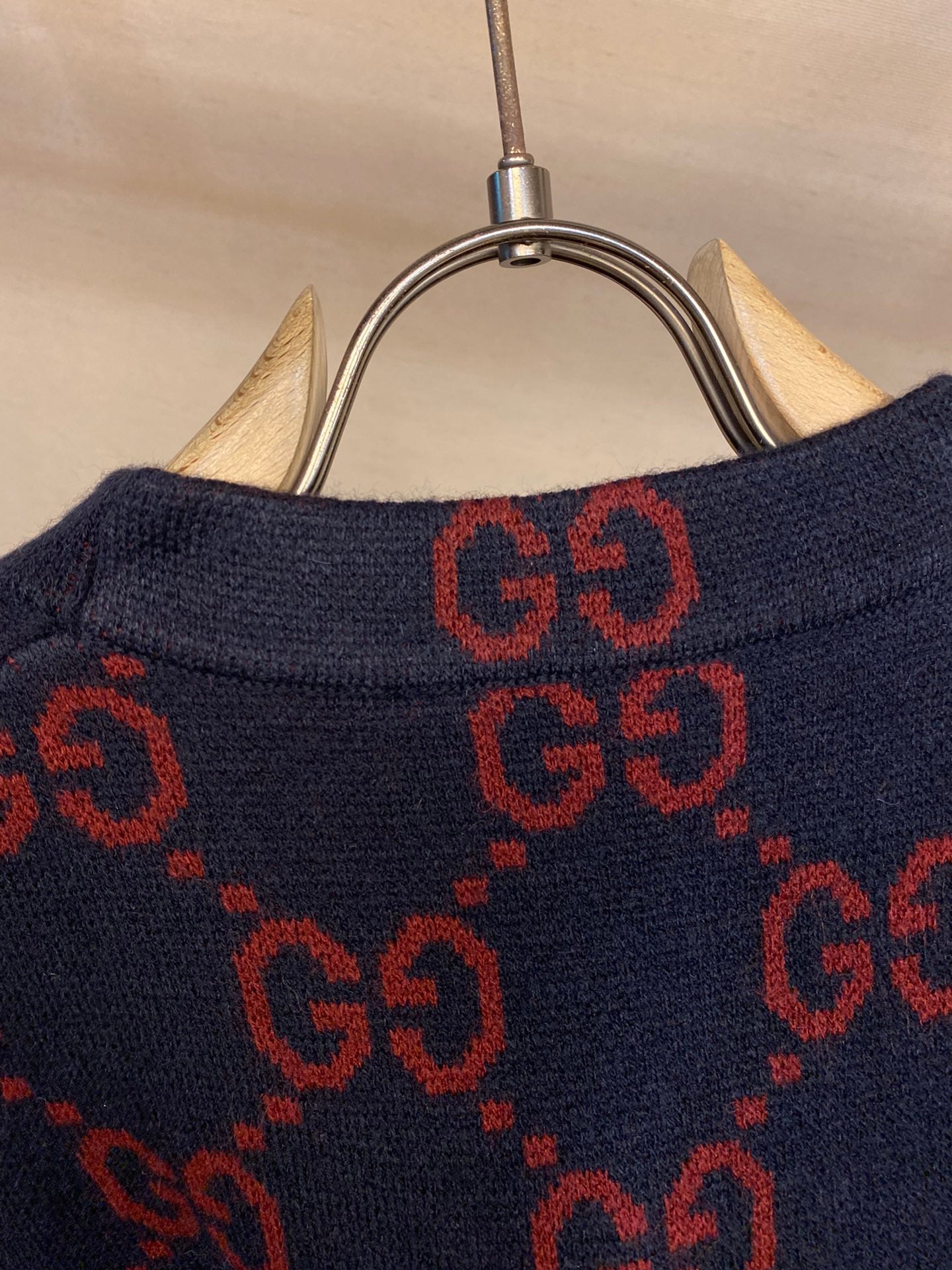 Gucci sweat shirt