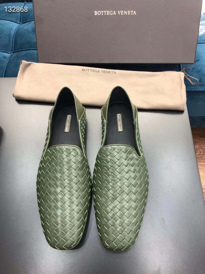 Men Bottega loafers