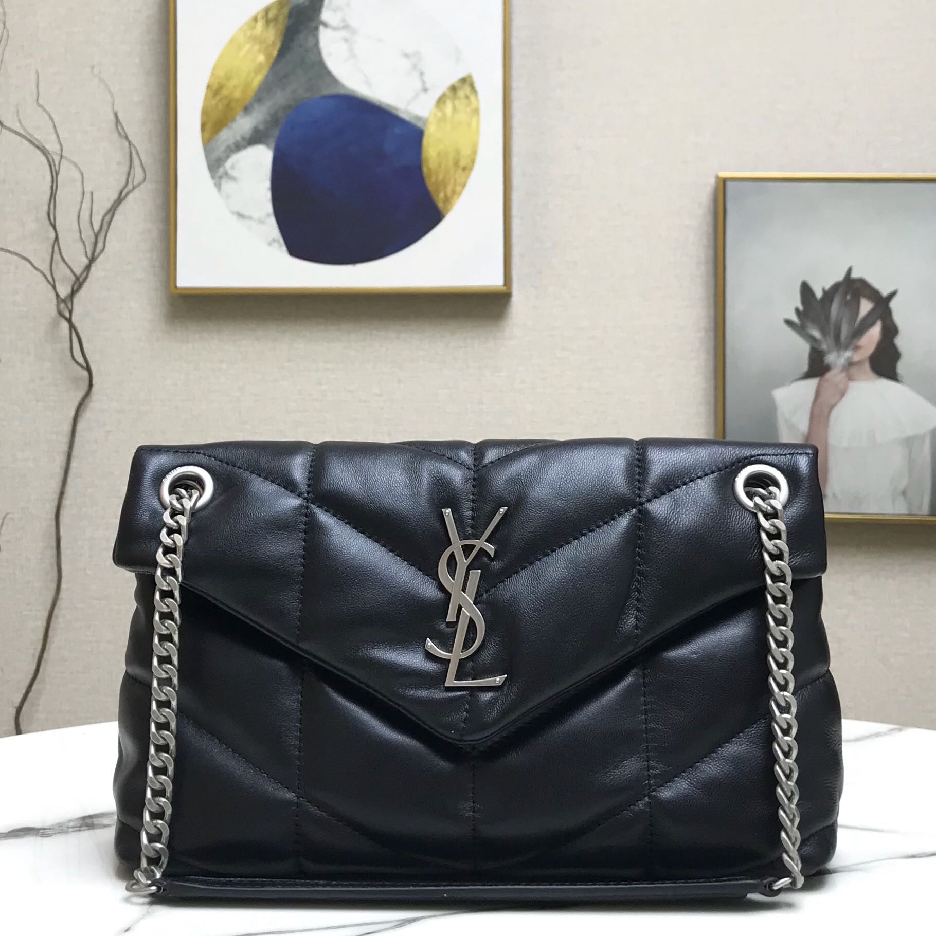 YSL LOULOU MEDIUM “Y” LEATHER BAG