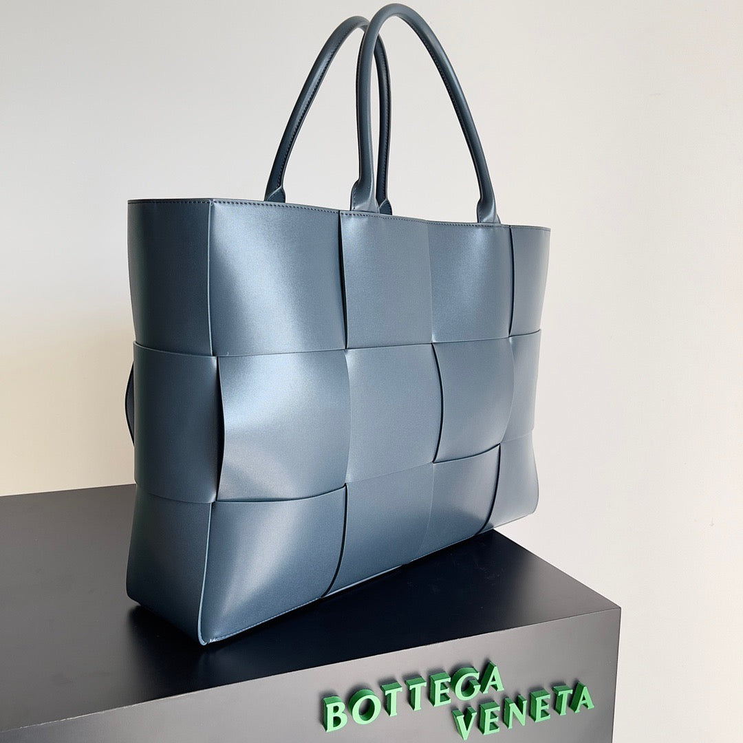 Bottega Veneta Acro Tote Bag