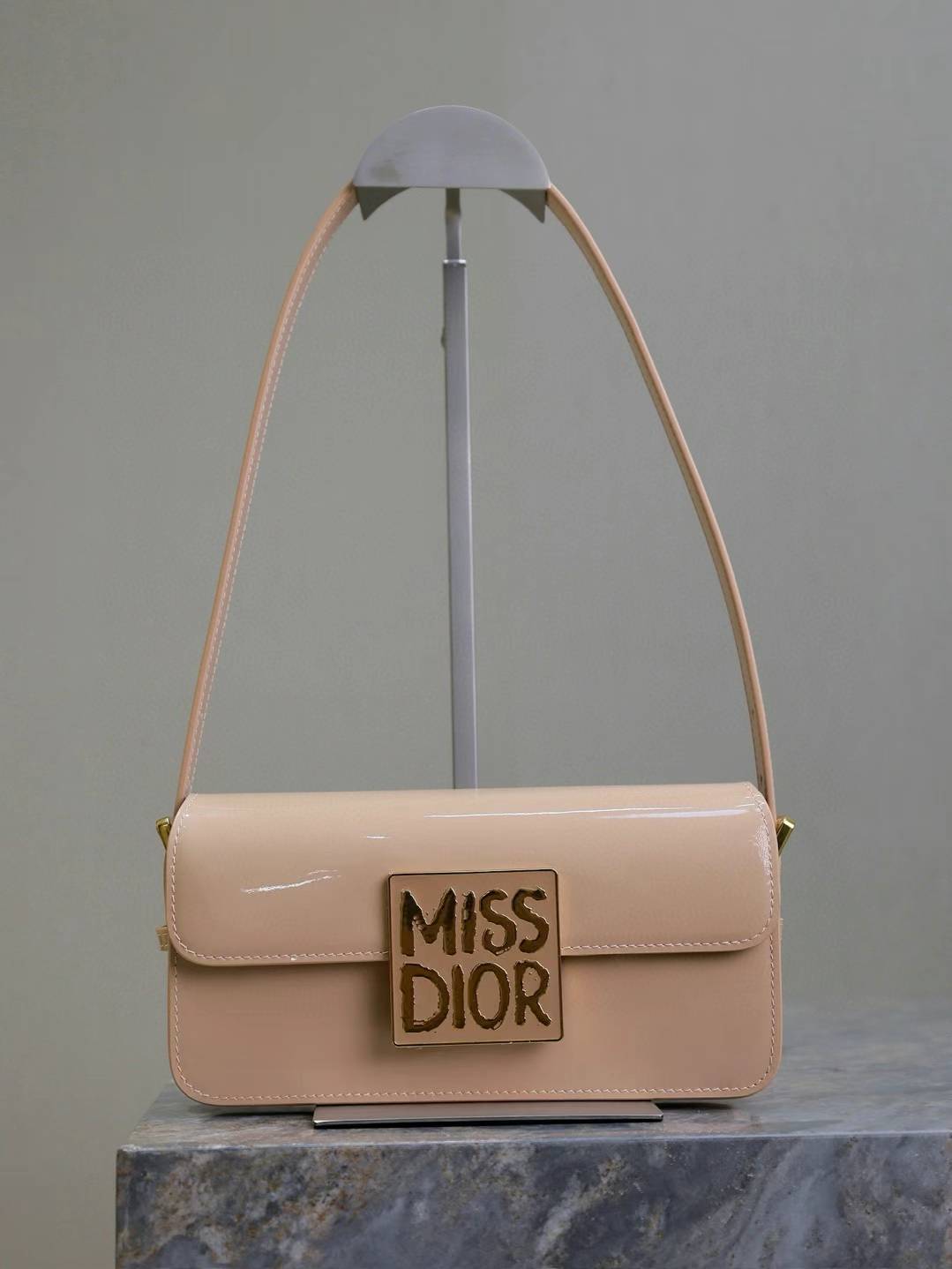 Miss Dior bag with flap calfskin patent leather in black