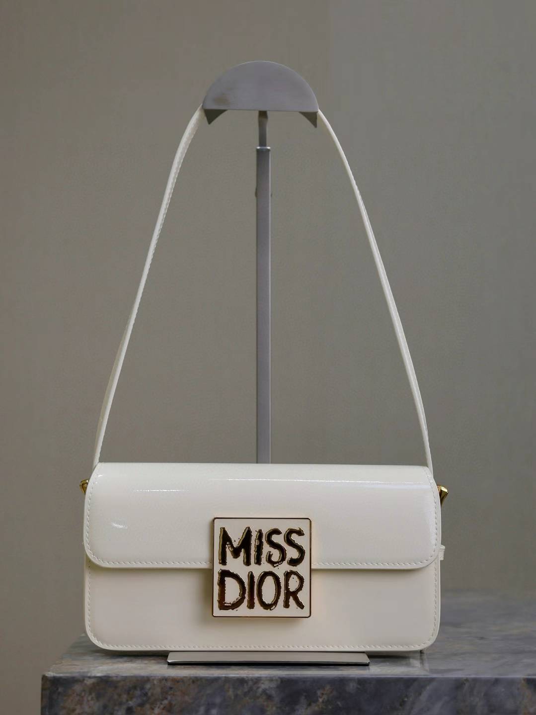 Miss Dior bag with flap calfskin patent leather in black