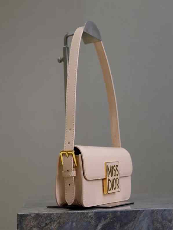 Miss Dior bag with flap calfskin patent leather in black