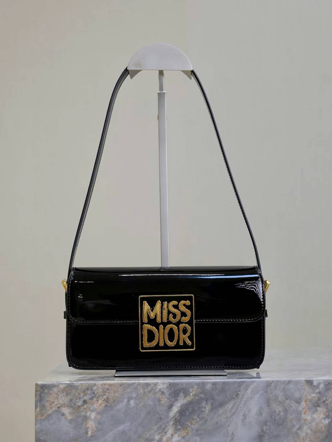 Miss Dior bag with flap calfskin patent leather in black