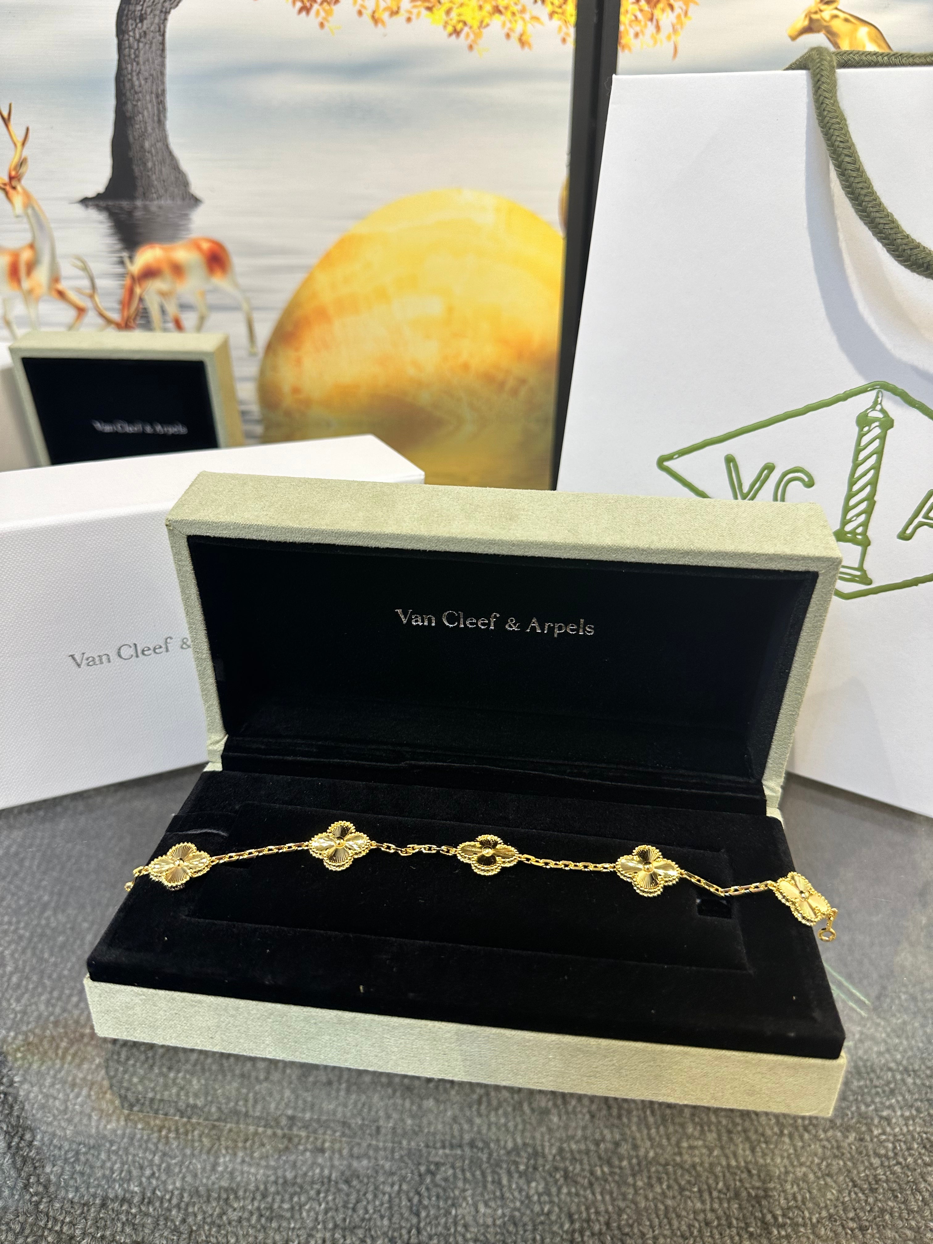 Van cleef set (sold as package)