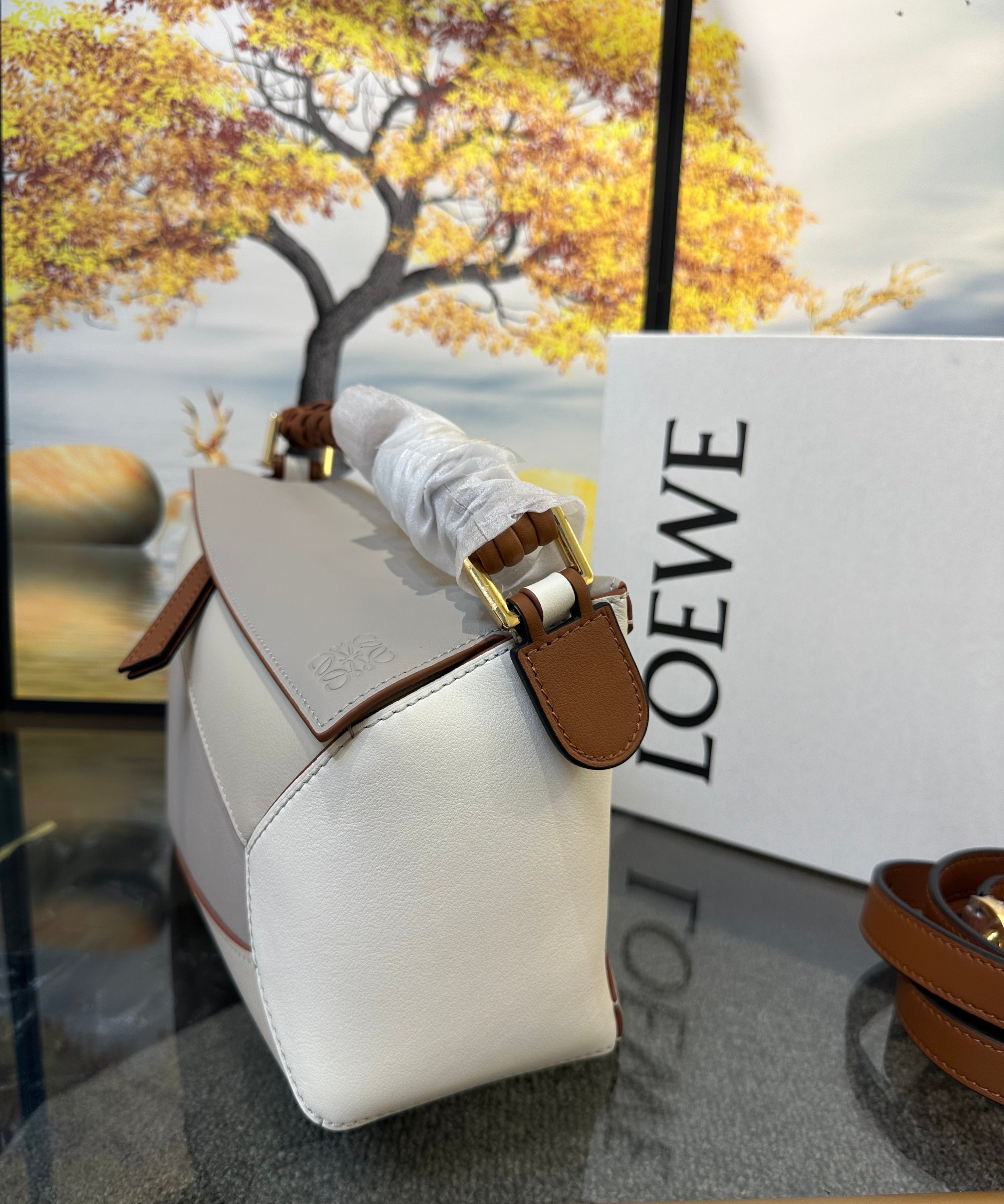 Loewe puzzle bag