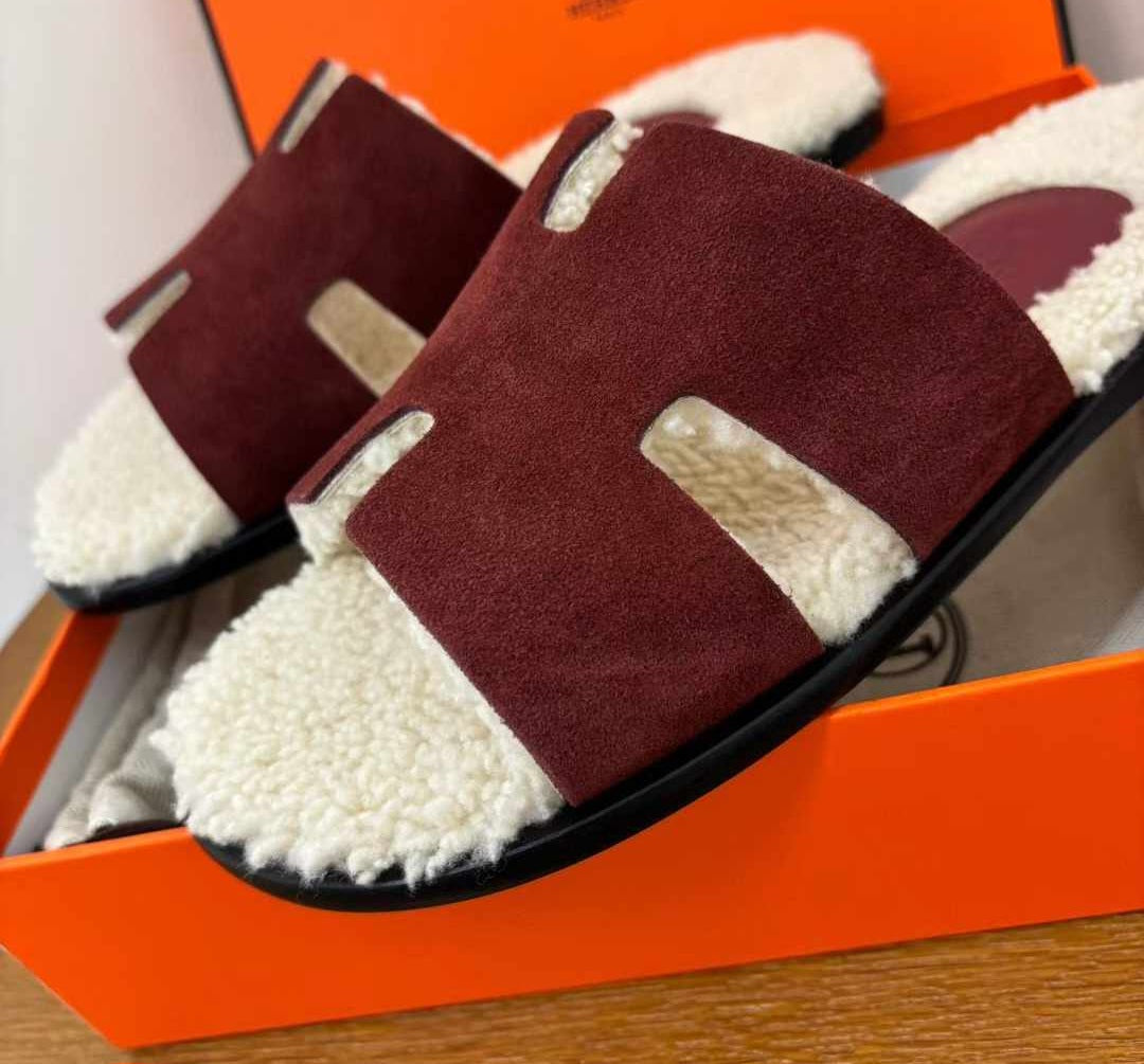 Izimir sandal with fur