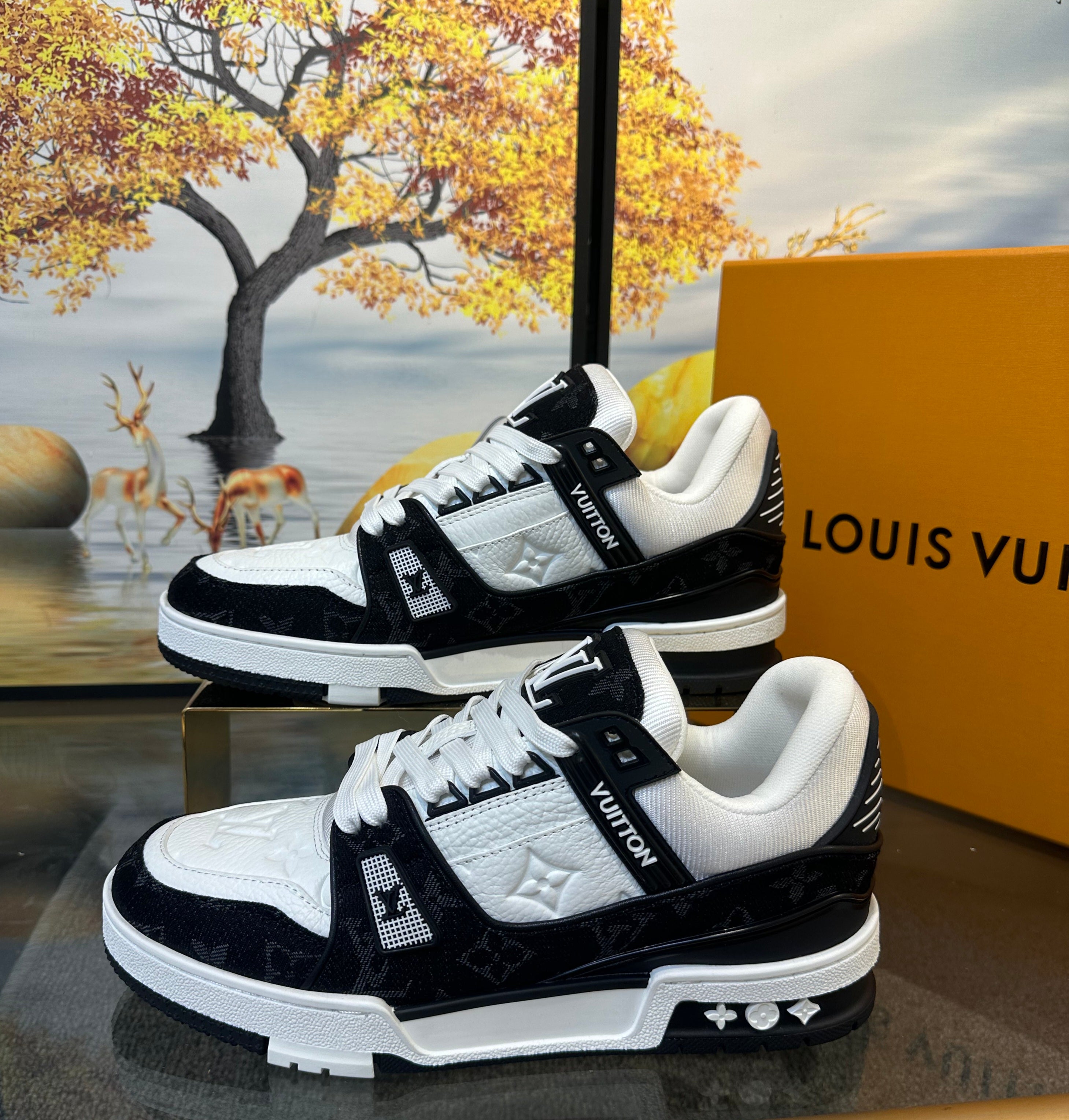 LV Trainer Sneaker